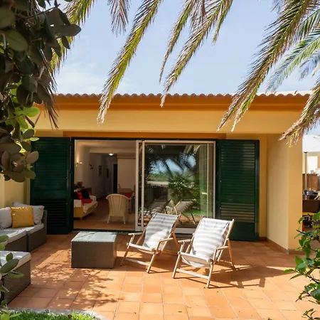 Casa Do Ribeiro Salgado Ii By An Island 포르투산투