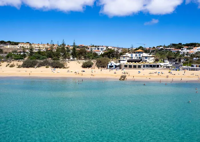 Casa Do Ribeiro Salgado Ii By An Island