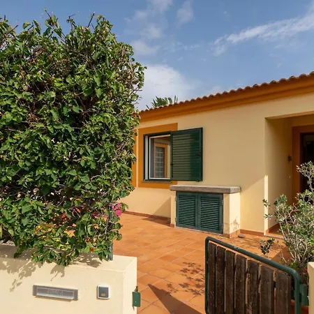 Casa Do Ribeiro Salgado Ii By An Island