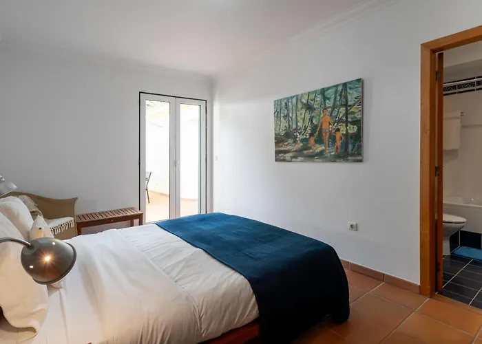 Дом отдыха Casa Do Ribeiro Salgado Ii By An Island Порту-Санту